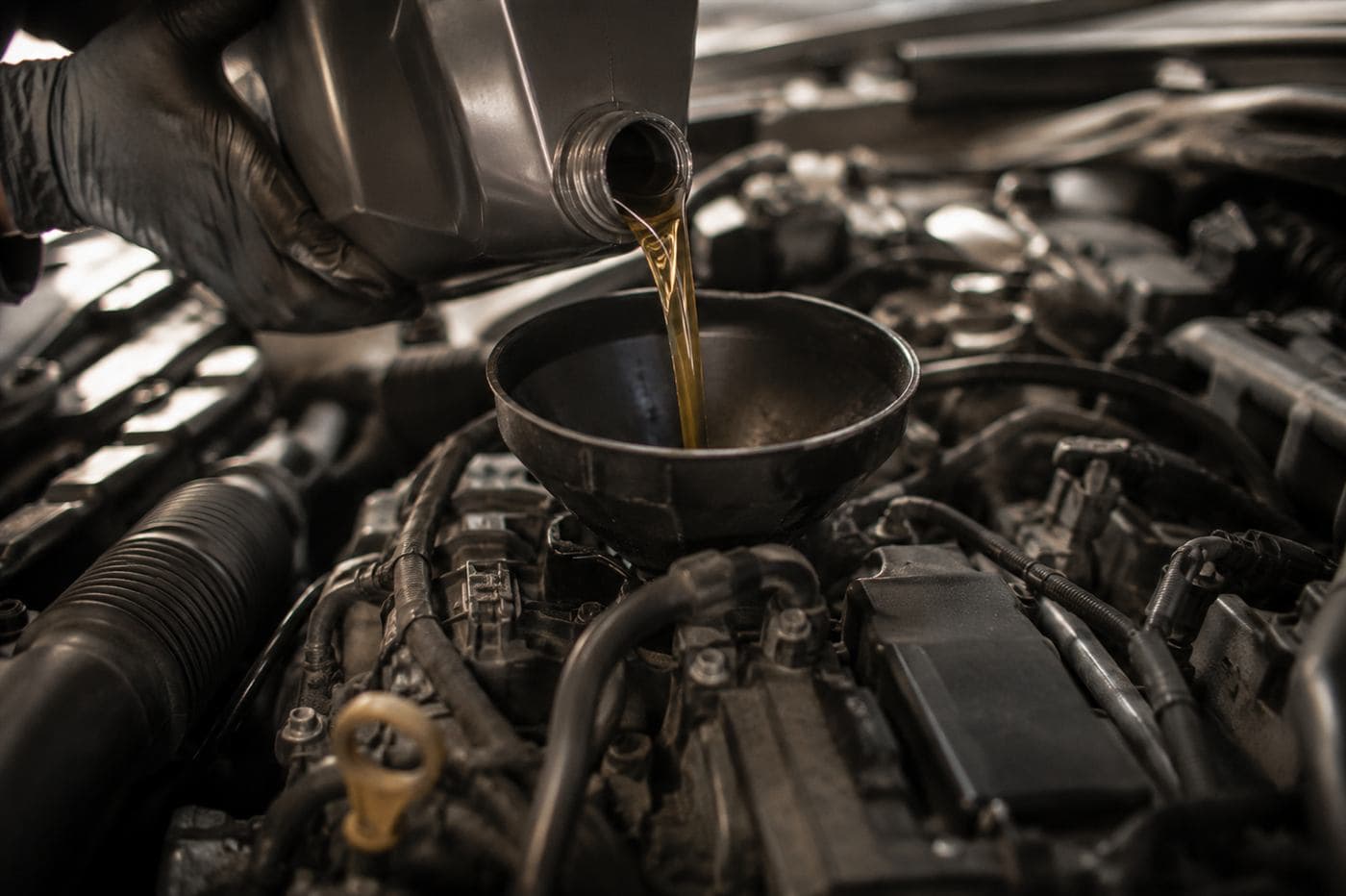 Cambio de aceite y servicio de fluidos en B&R Auto Repair, Crystal, MN